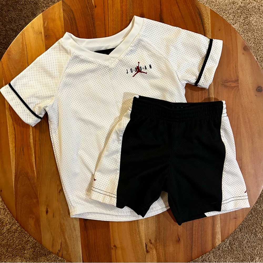 Jordan White Mesh Jersey+ shorts set 3T